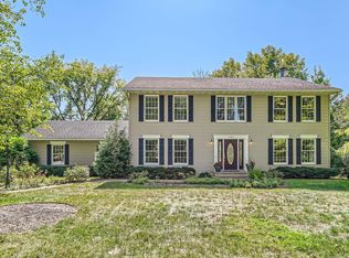 590 Elaine Ave, Shoreview, MN 55126