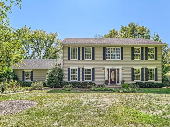 590 Elaine Ave, Shoreview, MN 55126