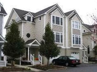 1121 Stone Harbor Blvd, Stone Harbor, NJ 08247
