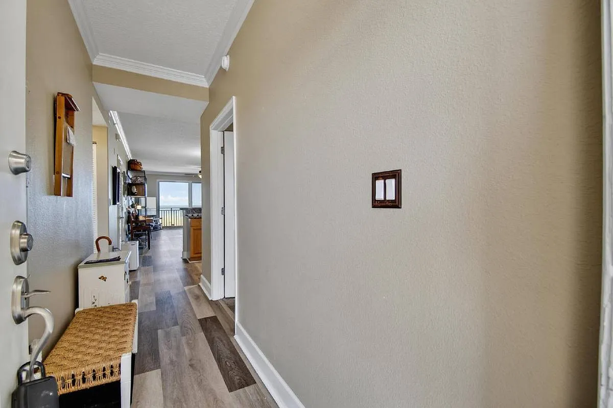 80 Surfview Dr — Photo 2