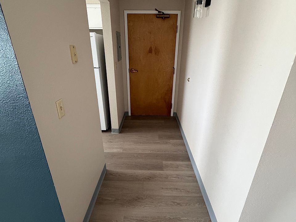 1st image of 515 Bradley St #1