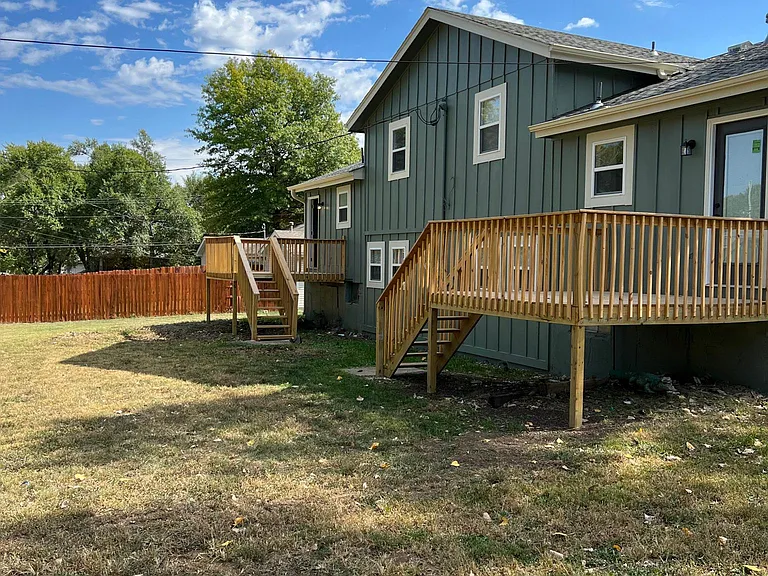 227 N Olathe View Rd — Photo 10