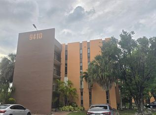 9410 W Flagler St APT 111, Miami, FL 33174
