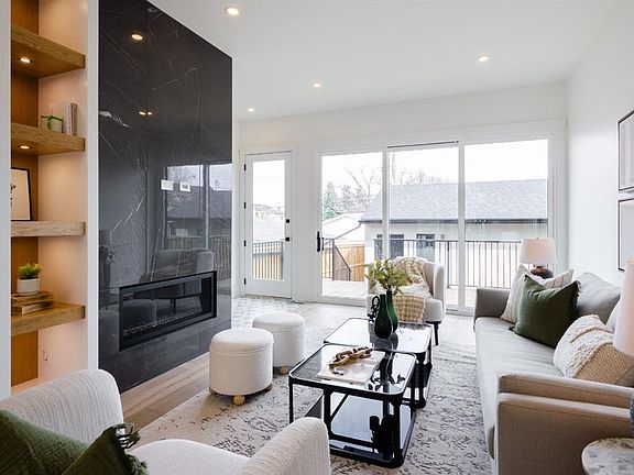 2nd image of 2026 W 36th St SW