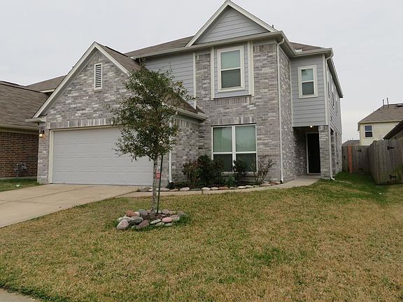 2nd image of 5042 Blue Spruce Hill St