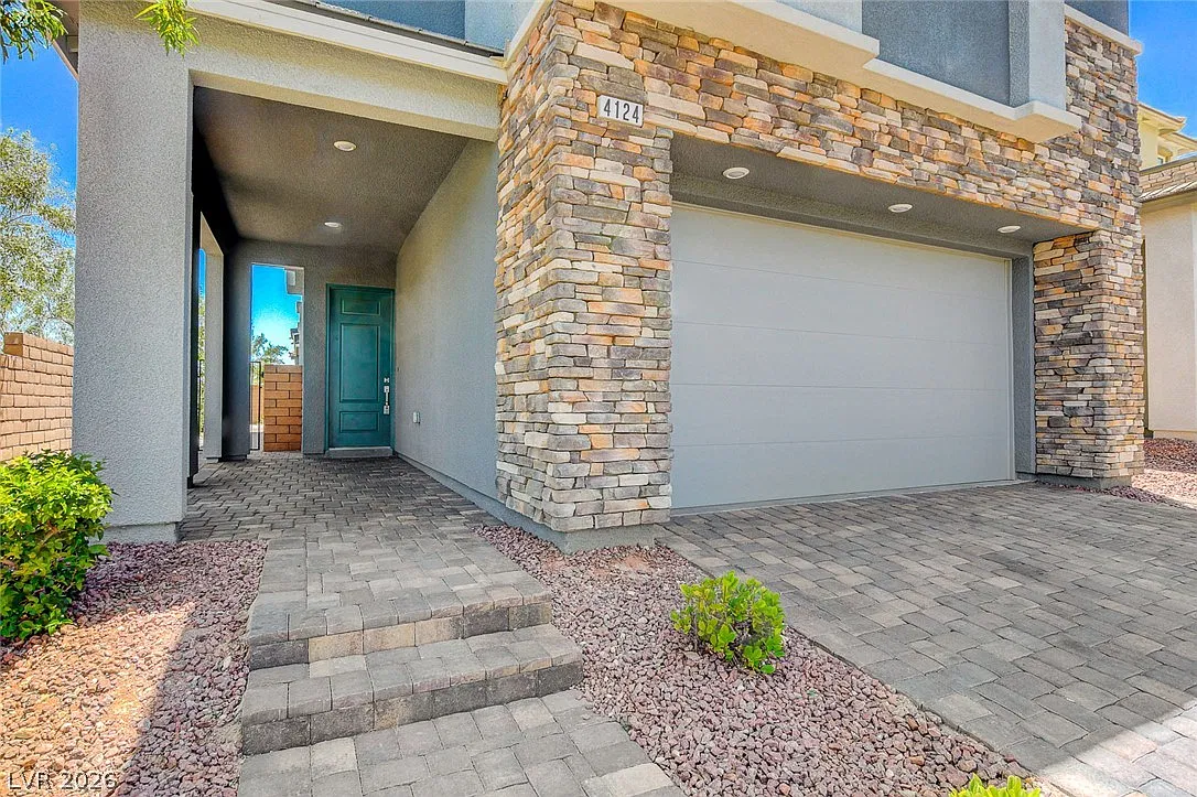 4 bed, 4.0 bath, 2454 sqft, $3,450 — Photo 2