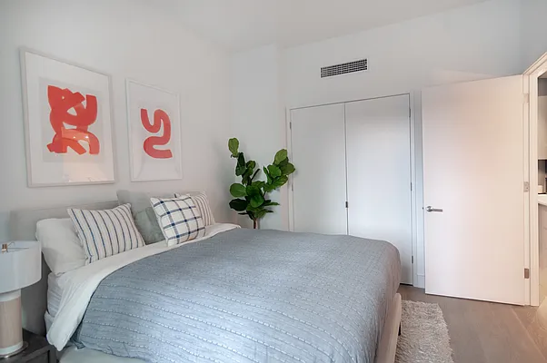 Rented by Compass | media 19