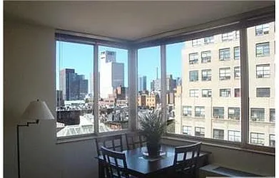 Rented by R New York