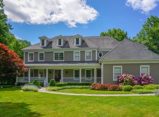 98 Farmingville Rd, Ridgefield, CT 06877