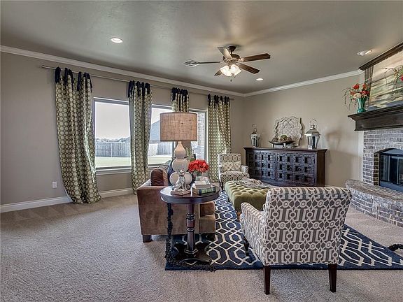 4th image of 11808 Calvia Ct