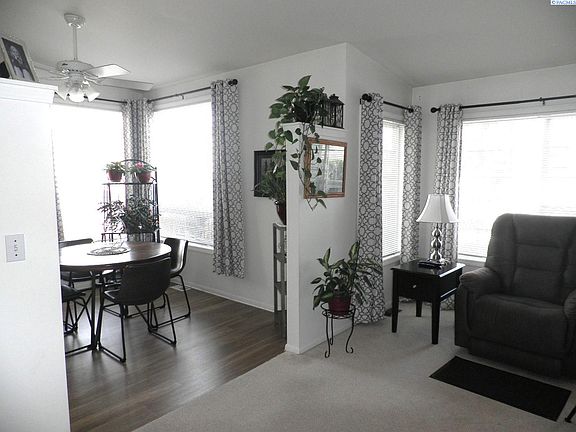 5th image of 1519 SE Footloose Dr