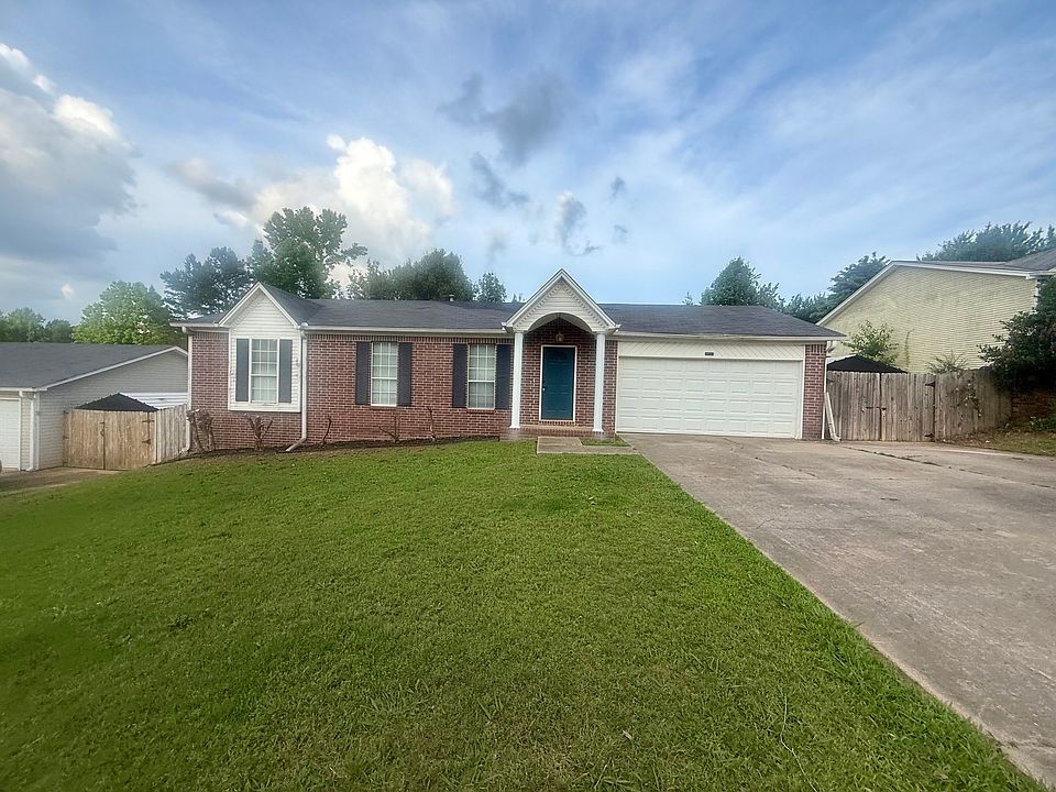 1st image of 13907 Rockinghorse Ln