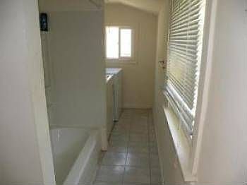 4th image of 3001 Ezra Ave