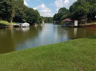 304 Circle Ranch Rd, Trinidad, TX 75163