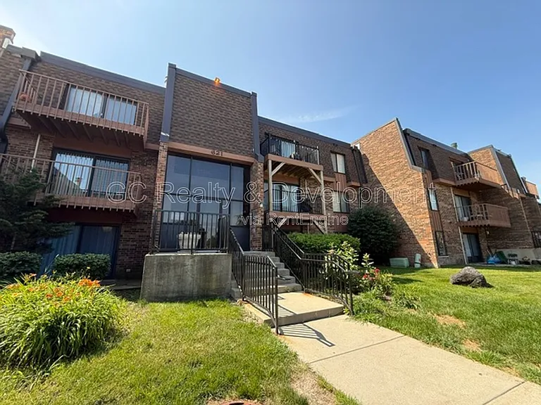 621 Tralee Ct #1D — Photo 1