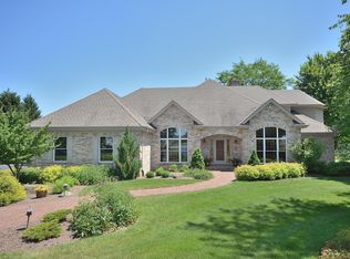 4299 Steeple View Ct, Hubertus, WI 53033