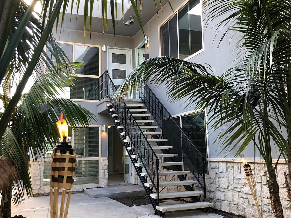 Gated Private Courtyard