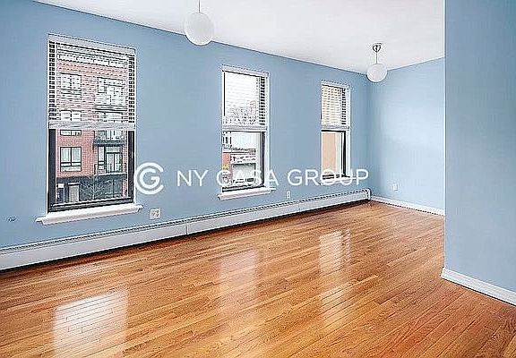 5th image of 823 Dekalb Ave #2