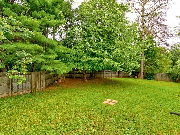 3rd image of 5740 Tennyson Dr