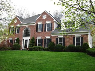 108 Guinness Ln, North Wales, PA 19454