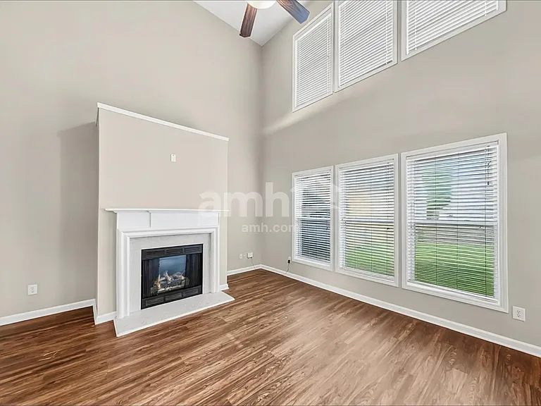 304 Woodland Pass — Photo 6