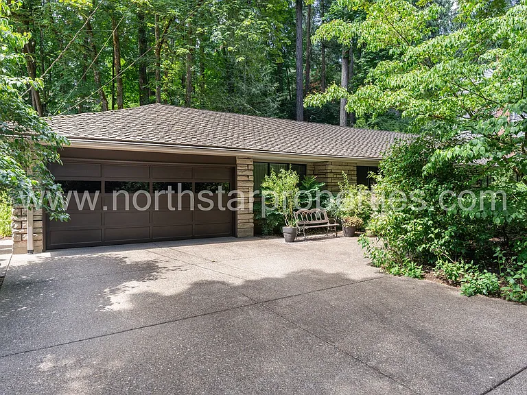 236 Pine Valley Rd — Photo 3