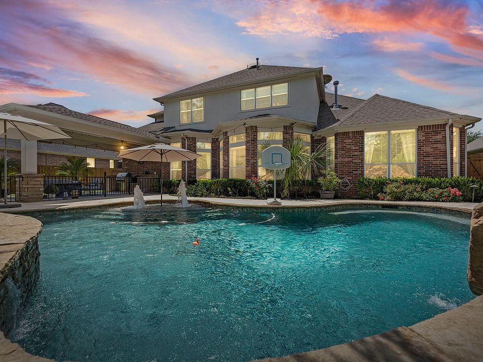 1st image of 7218 Diamond Falls Ln