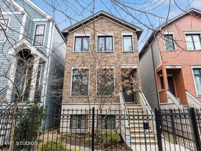 1738 N Artesian Ave, Chicago, IL, 60647