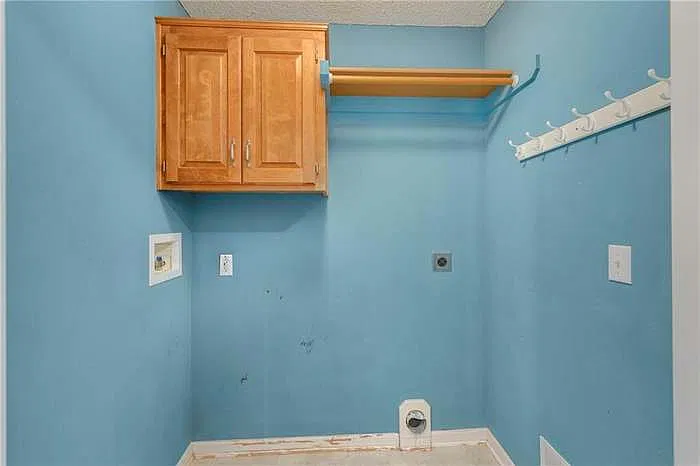 3 bed, 1946 sqft, $2,100 — Photo 4