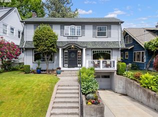 3925 SE Pine St, Portland, OR 97214