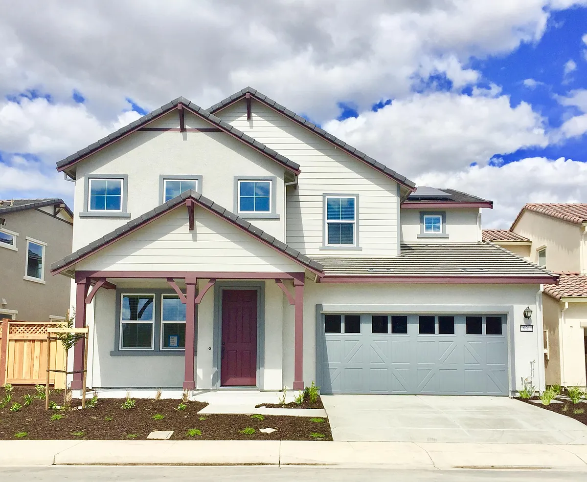 Building Photo - 931 Island Palm Way