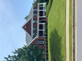 3324 Forestwood Dr, Suwanee, GA 30024