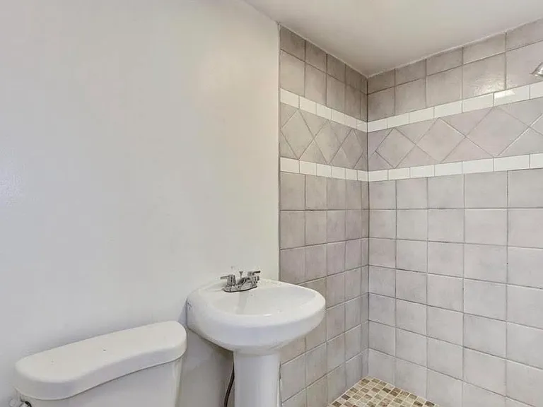 5409 67th Ave #BASEMENT — Photo 10