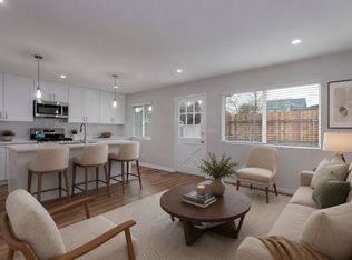 136 W Highland Ave #A, Sierra Madre, CA 91024