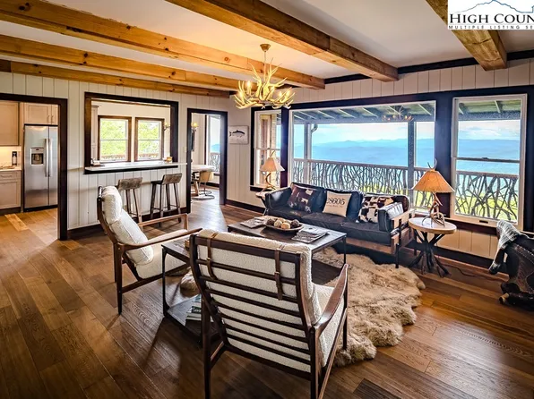 334 Dogwood Lane, Blowing Rock, NC 28605