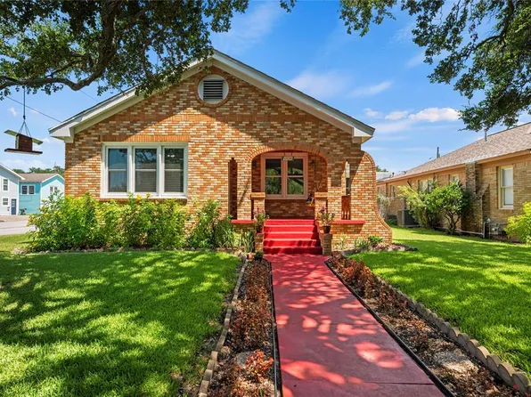 4628 Avenue N 1/2, Galveston, TX 77551