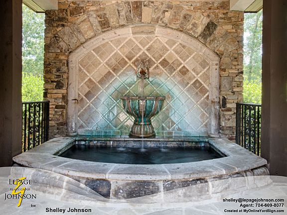 3rd image of 106 Grey Lady Court