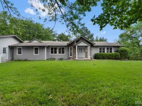 3122 Green Ridge Ct, Jackson, MO 63755