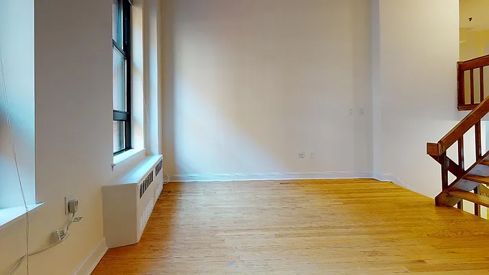 Rented by Bond New York | media 3