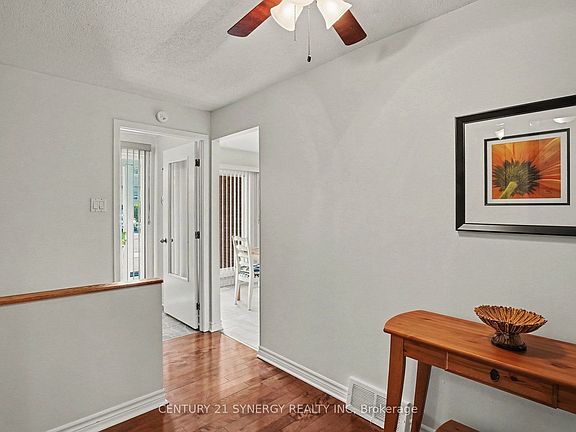 5th image of 1078 Alenmede Cres