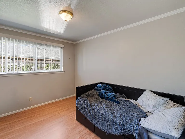 10158 De Soto Way — Photo 16