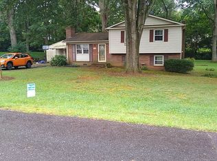 130 Little Brook Dr, Tobaccoville, NC 27050