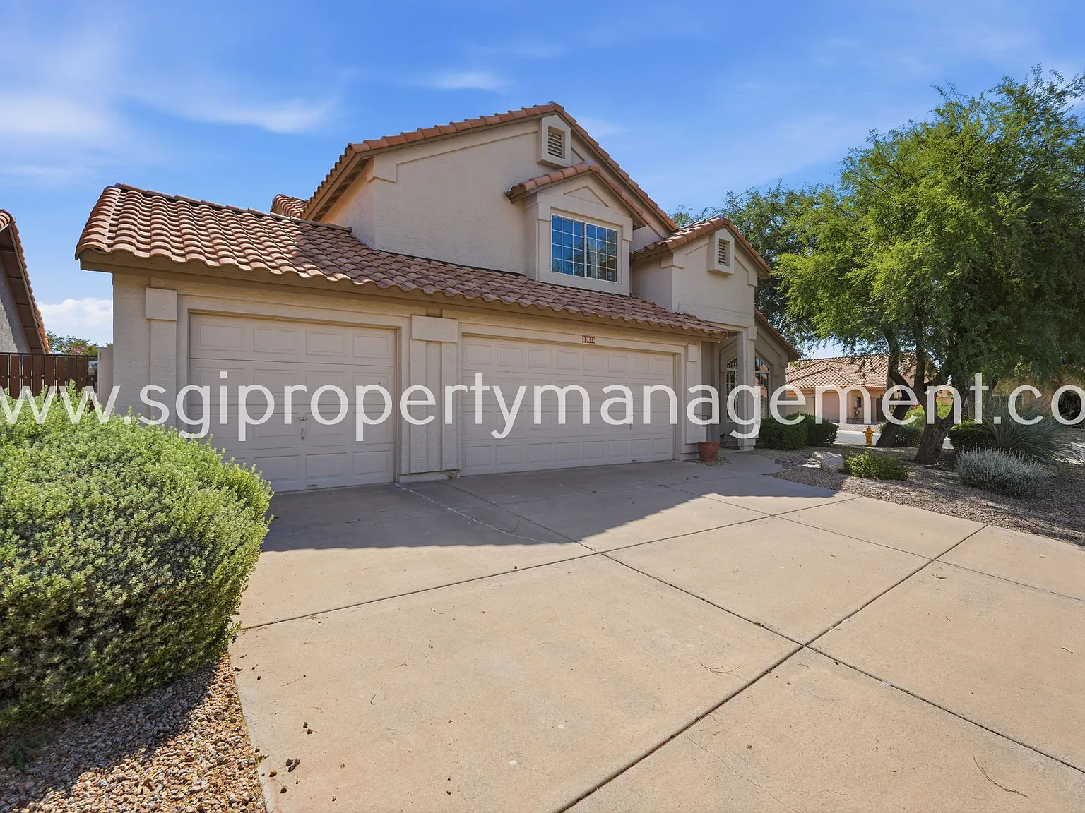 Tatum Ranch home with private pool — Photo 2