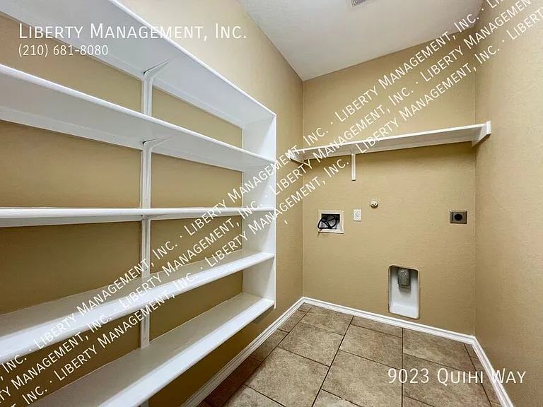 9023 Quihi Way — Photo 13
