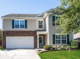 3607 Larkhaven Village Dr, Charlotte, NC 28215