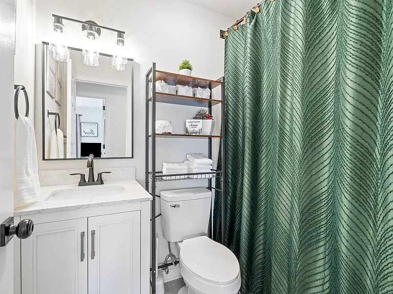 1024 Steven Springs Ct — Photo 39