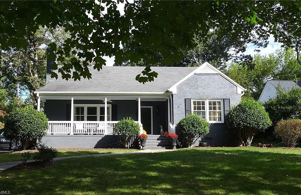 1st image of 218 W Avondale Dr