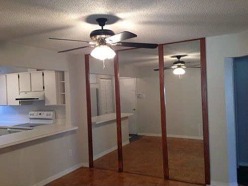 4th image of 658 Lake Doe Blvd