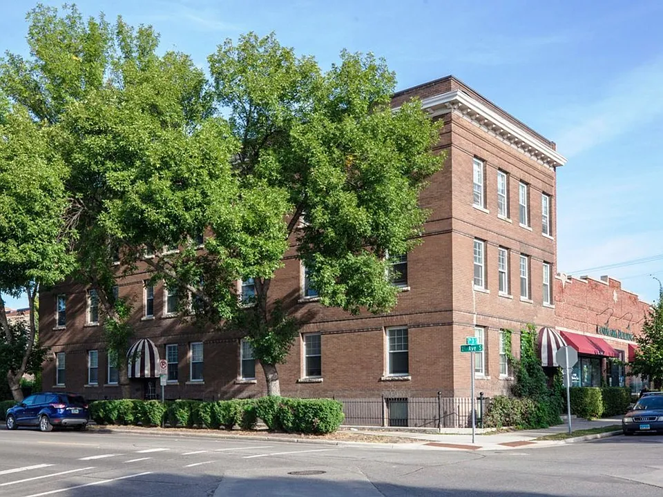 23 7th St S