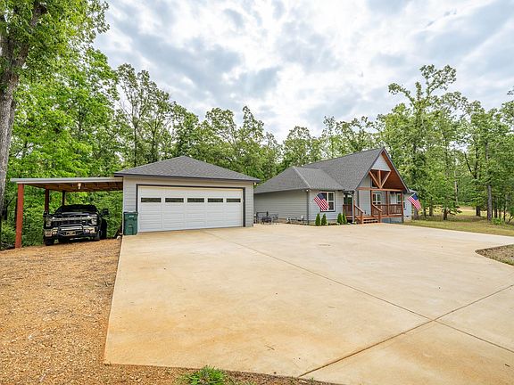 3rd image of 315 Timber Ridge Dr